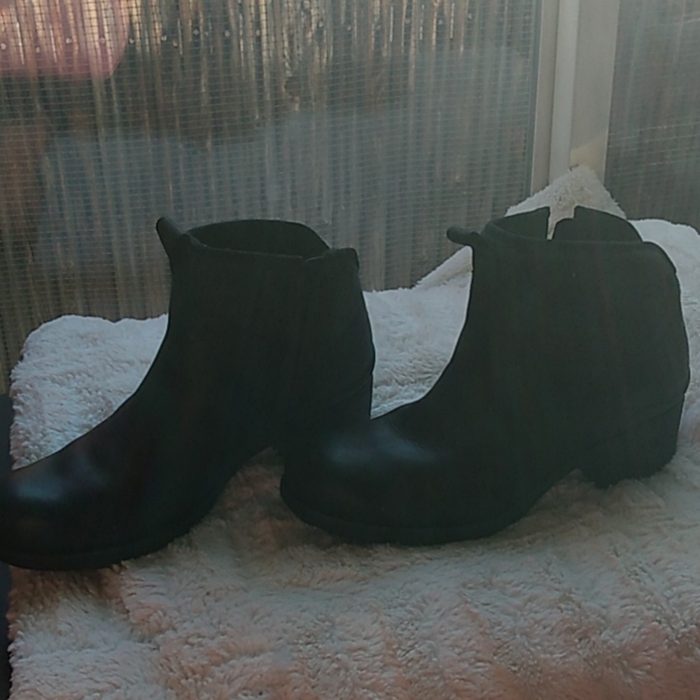 Merrell booties
